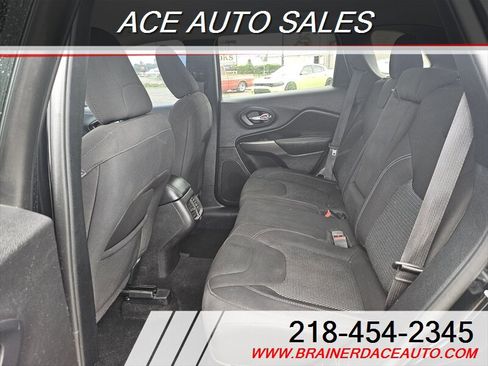 Used 2020 Jeep Cherokee Latitude image 8