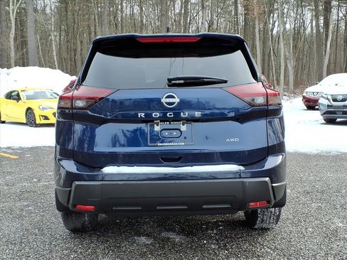New 2026 Nissan Rogue SV w/ Cold Weather Package image 5