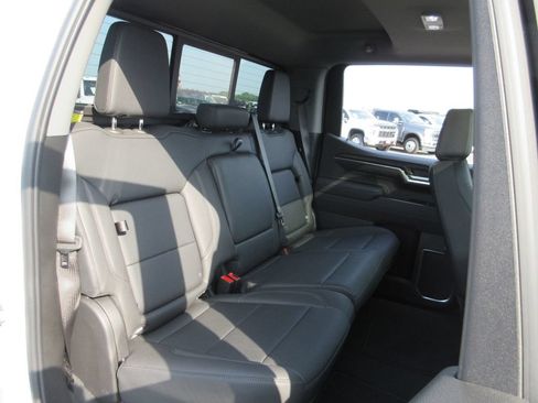 Certified 2026 GMC Sierra 1500 SLT w/ SLT Premium Plus Package AWD/4WD image 26