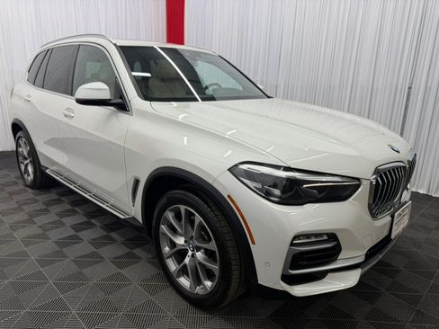 Used 2021 BMW X5 xDrive40i w/ Premium Package AWD/4WD image 2