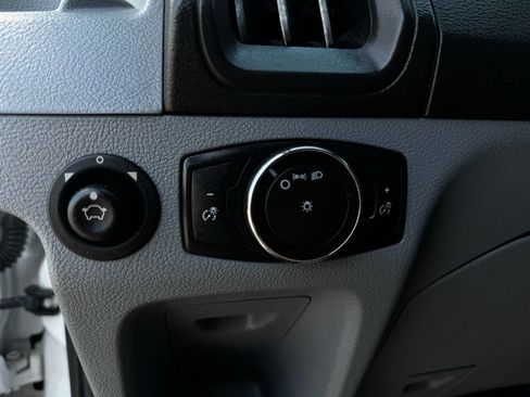 Used 2018 Ford Transit 350 350 3dr LWB Medium Roof Cargo image 30