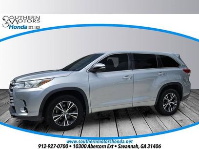 Used 2017 Toyota Highlander LE