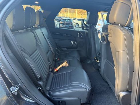 New 2026 Land Rover Discovery S AWD/4WD image 22