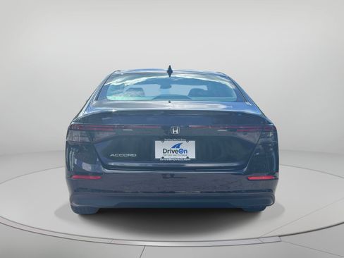 Used 2023 Honda Accord LX image 5