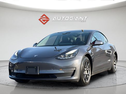 Used 2021 Tesla Model 3 Standard Range Plus RWD image 13