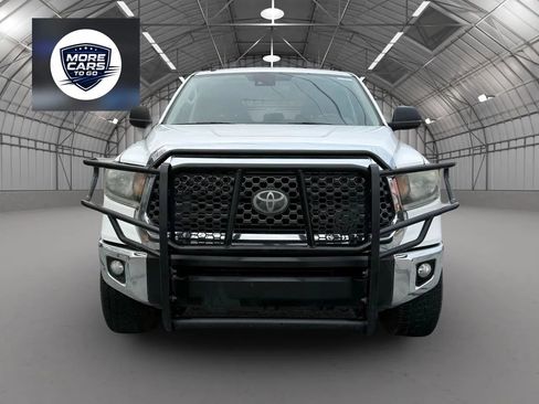 Used 2018 Toyota Tundra SR5 image 2