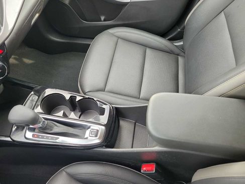 Used 2025 Chevrolet Trax ACTIV FWD image 20