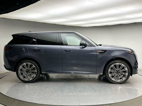 New 2026 Land Rover Range Rover Sport Dynamic SE AWD/4WD image 4