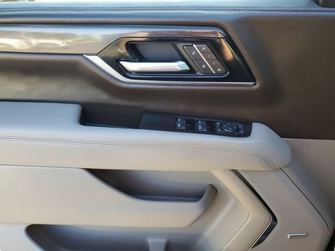 Used 2025 GMC Yukon Elevation w/ Technology Package RWD image 16