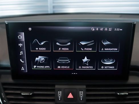 Used 2023 Audi Q5 2.0T Premium w/ Convenience Package image 23