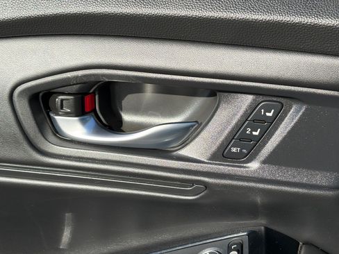 Used 2024 Honda Accord Touring image 18