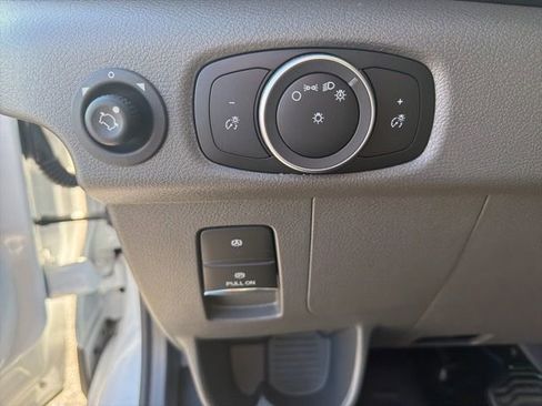 New 2024 Ford Transit 250 148 Medium Roof image 14
