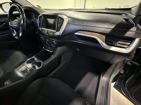 Used 2019 GMC Terrain SLE w/ Driver Convenience Package AWD/4WD image 28