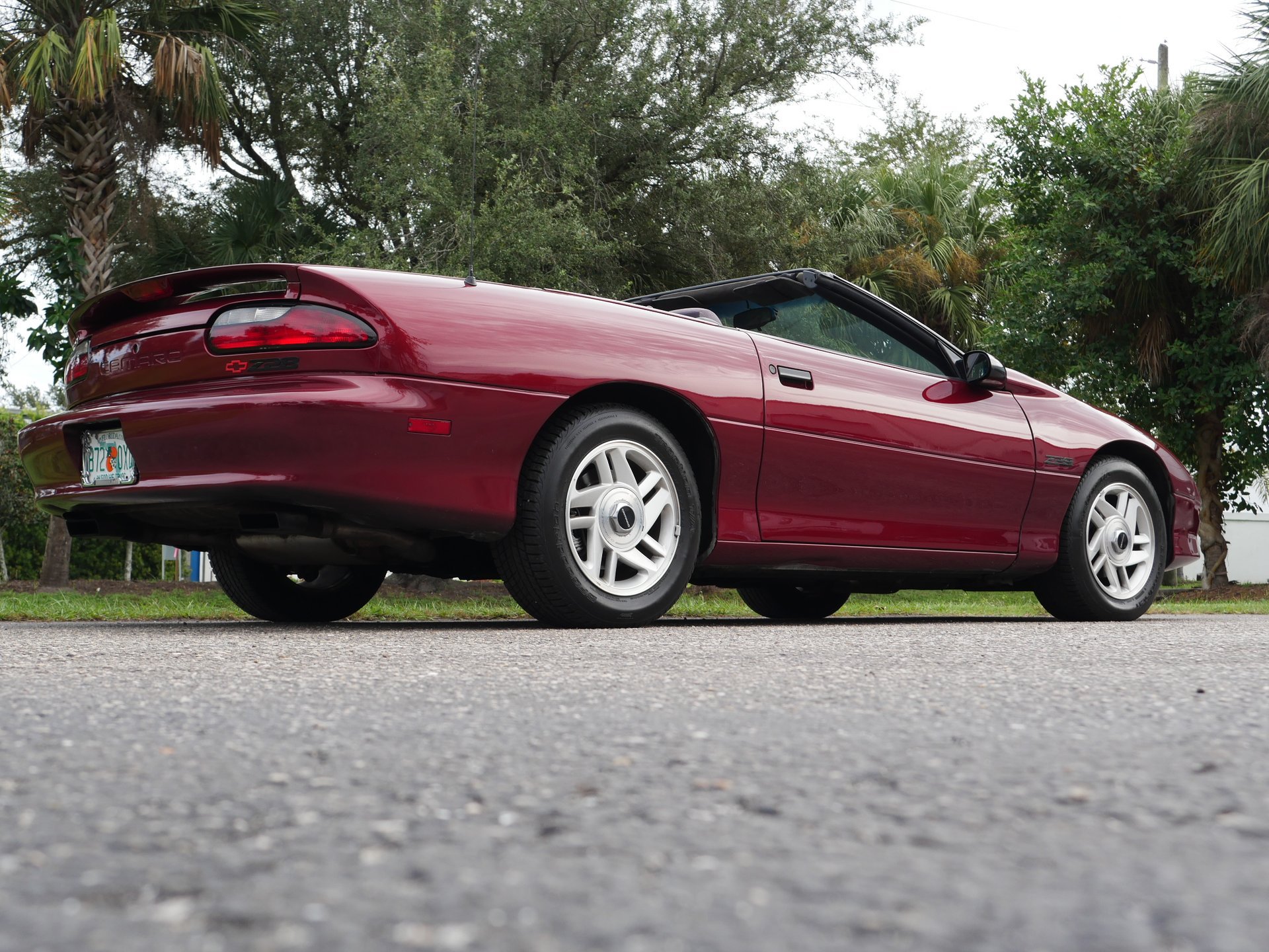 Used 1994 Chevrolet Camaro Z28 RWD image 55