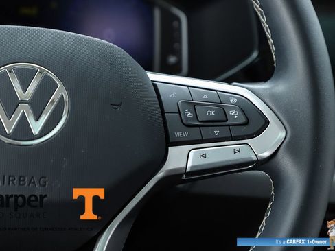 Used 2023 Volkswagen Taos SEL AWD/4WD image 60