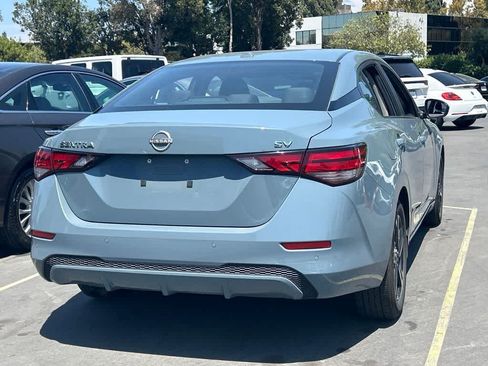 Used 2024 Nissan Sentra SV FWD image 3