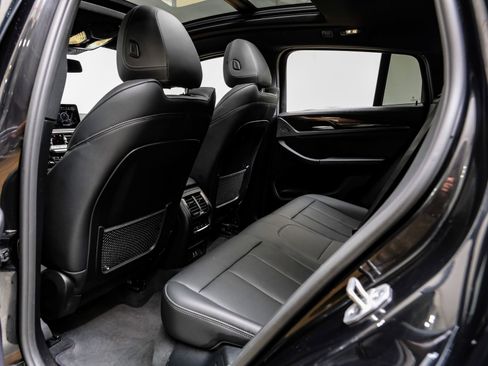 Used 2024 BMW X4 xDrive30i w/ Parking Assistance Package image 41