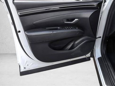 Certified 2023 Hyundai Tucson SEL FWD image 12