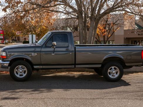 Used 1993 Ford F250 XL image 8
