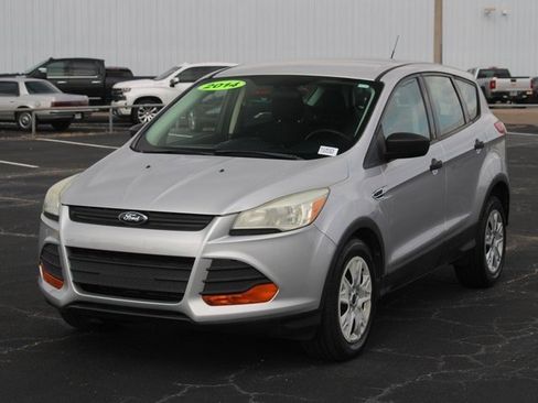 Used 2014 Ford Escape S image 2