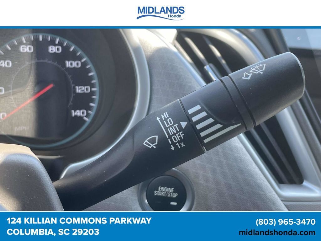 Used 2025 Chevrolet Malibu LT FWD image 23