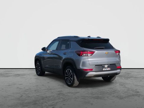 Used 2025 Chevrolet TrailBlazer LT FWD image 6