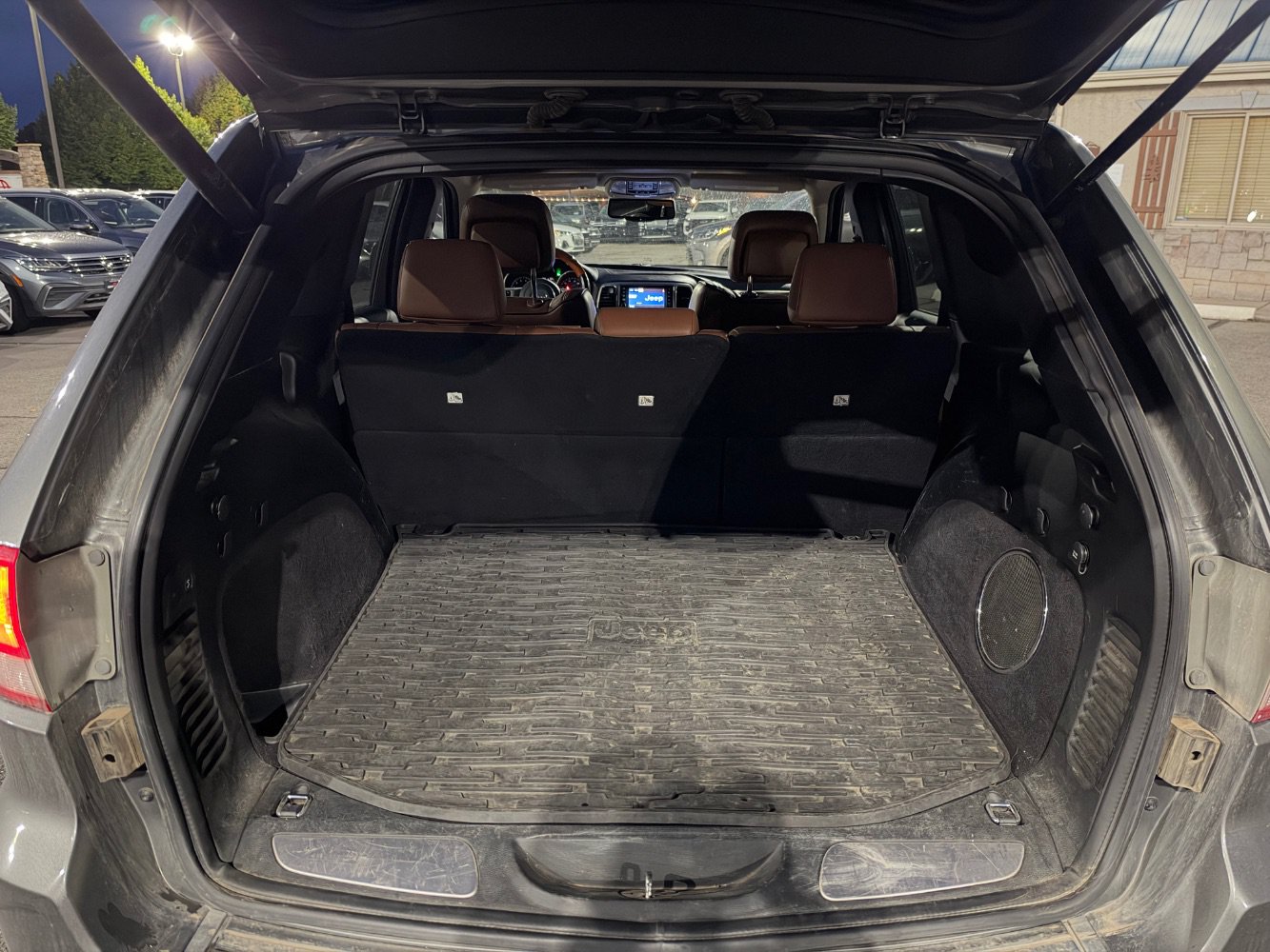 Used 2012 Jeep Grand Cherokee Overland AWD/4WD image 20