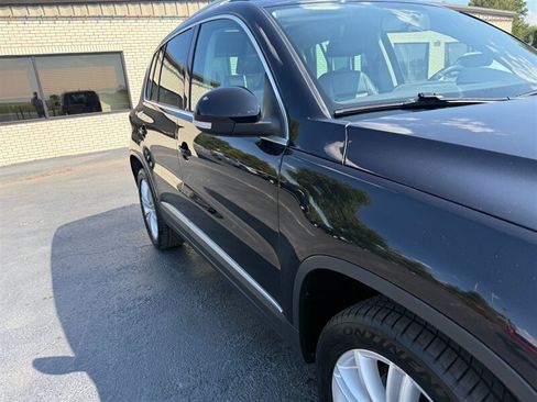 Used 2012 Volkswagen Tiguan SE AWD/4WD image 31