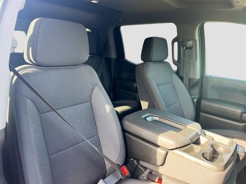 Used 2022 Chevrolet Silverado 1500 Custom image 26