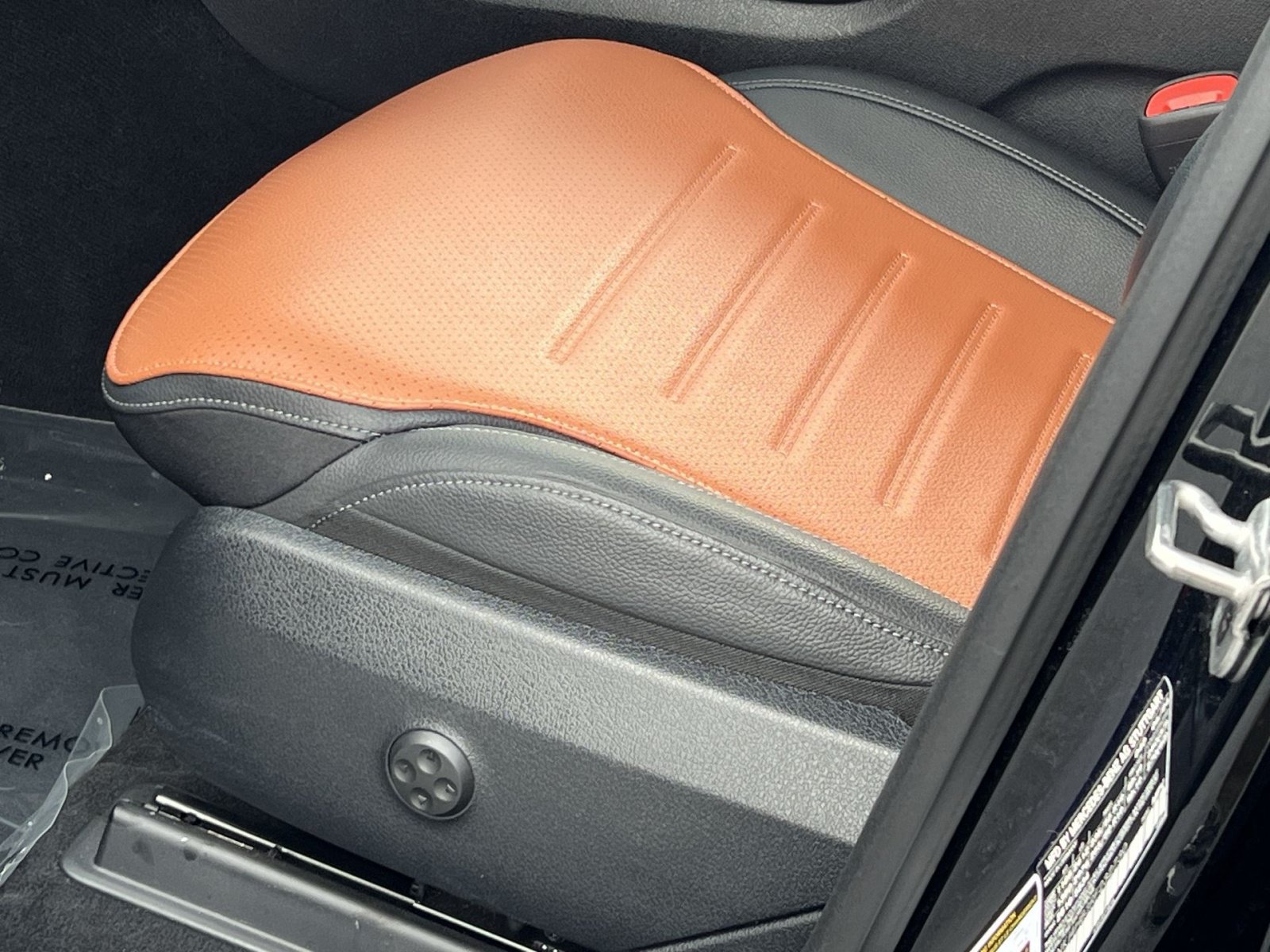 Certified 2024 Mercedes-Benz GLC 300 4MATIC image 19