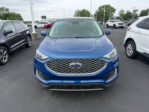 Used 2023 Ford Edge SEL w/ Convenience Package AWD/4WD image 2