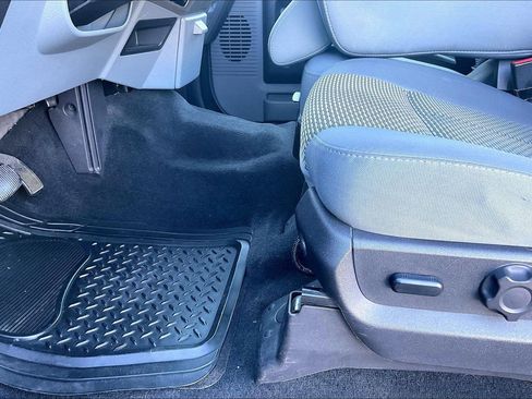 Used 2012 Ford F350 XLT w/ XLT Premium Pkg image 15