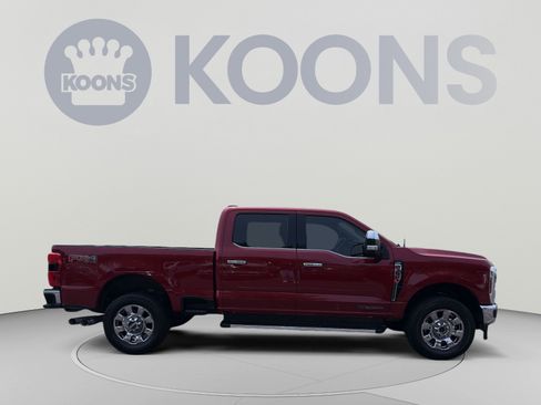 Used 2024 Ford F350 Lariat w/ Chrome Package AWD/4WD image 8