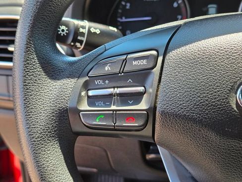 Used 2020 Hyundai Elantra GT FWD image 27