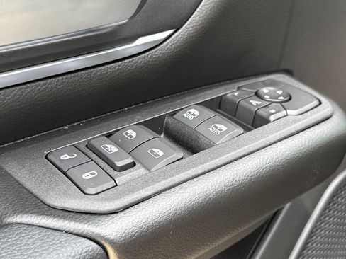 New 2026 RAM 1500 4x4 Crew Cab image 20