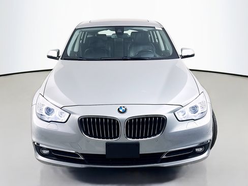 Used 2017 BMW 550i Gran Turismo xDrive w/ Executive Package AWD/4WD image 2