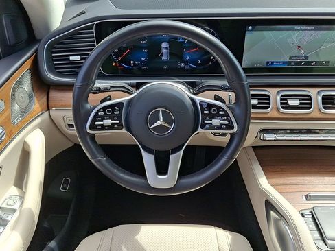 Used 2022 Mercedes-Benz GLE 350 4MATIC image 2