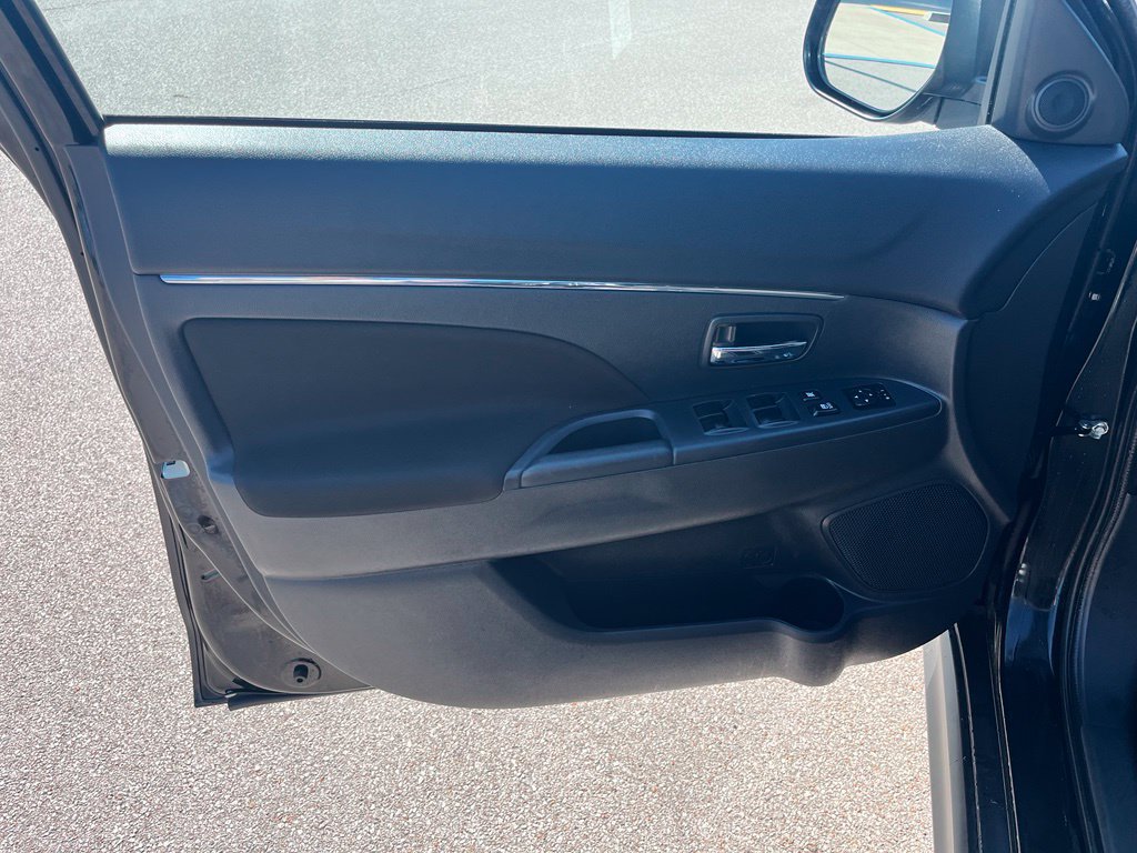 Used 2024 Mitsubishi Outlander Sport AWD image 11