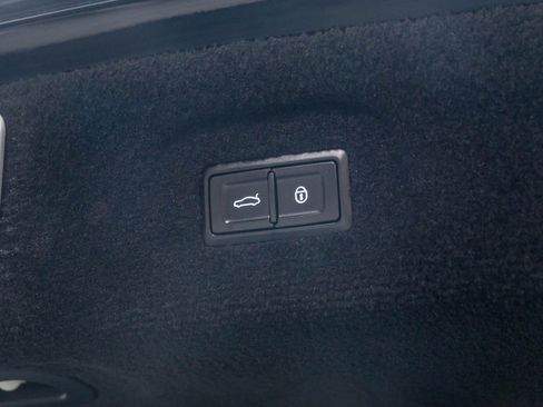 Used 2020 Bentley Flying Spur W12 AWD/4WD image 87
