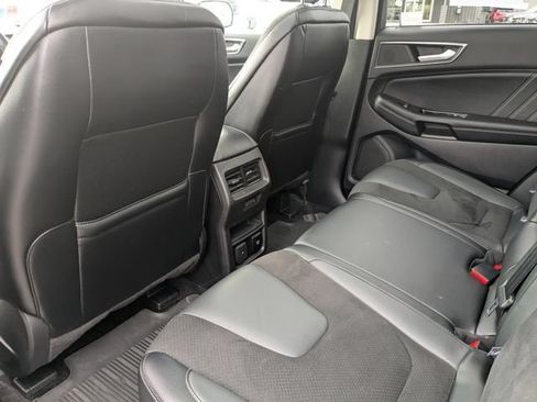 Used 2018 Ford Edge Sport w/ Equipment Group 401A AWD/4WD image 25