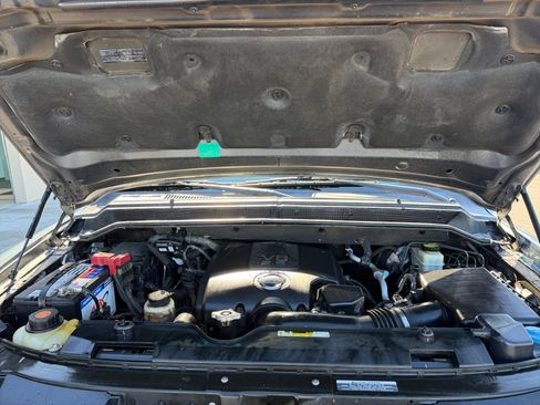 Used 2011 Nissan Armada SL image 22