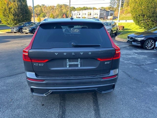 Used 2025 Volvo XC60 B5 Plus AWD/4WD image 5