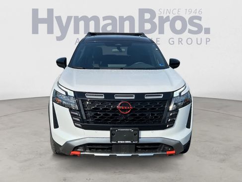 New 2026 Nissan Pathfinder Rock Creek AWD/4WD image 9