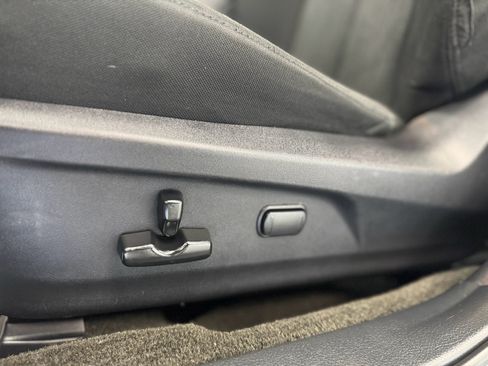 Used 2014 Subaru Legacy 2.5i Premium AWD/4WD image 13