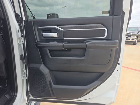 Certified 2024 RAM 2500 Big Horn AWD/4WD image 21