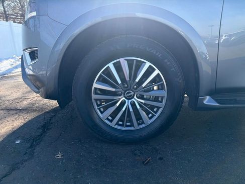 Used 2024 Nissan Armada SL image 35