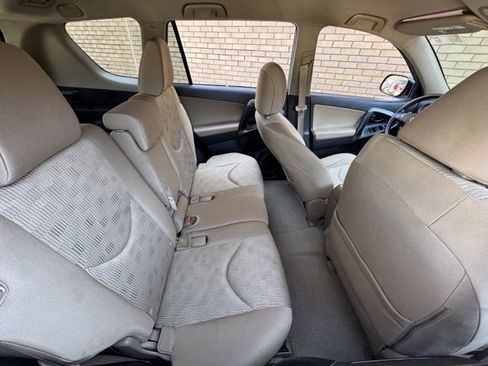 Used 2012 Toyota RAV4 4WD w/ Value Pkg image 10