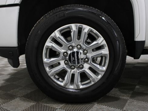 Used 2021 GMC Sierra 2500 Denali w/ Denali Ultimate Package image 38