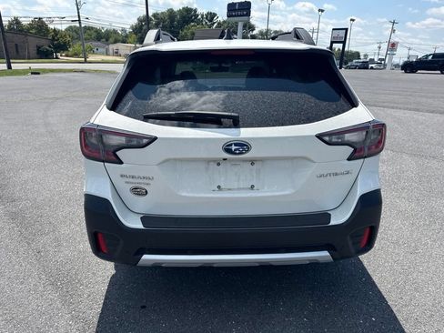 Certified 2021 Subaru Outback Limited AWD/4WD image 4