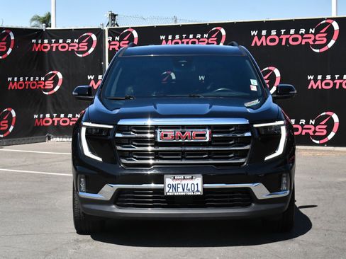 Used 2024 GMC Acadia Elevation FWD image 2